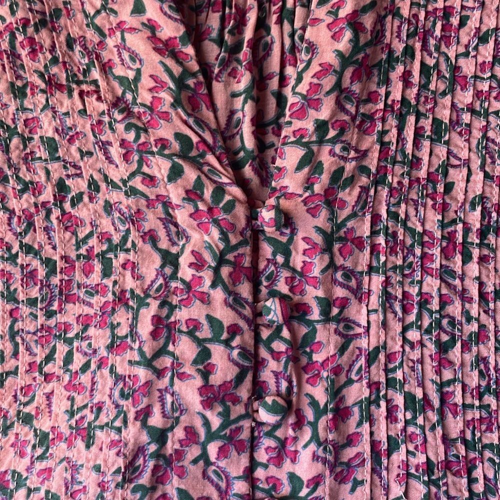 Anthropologie Maeve Petunia Pintuck Tank Floral Blouse Pink Sleeveless Size XS - Picture 3 of 5